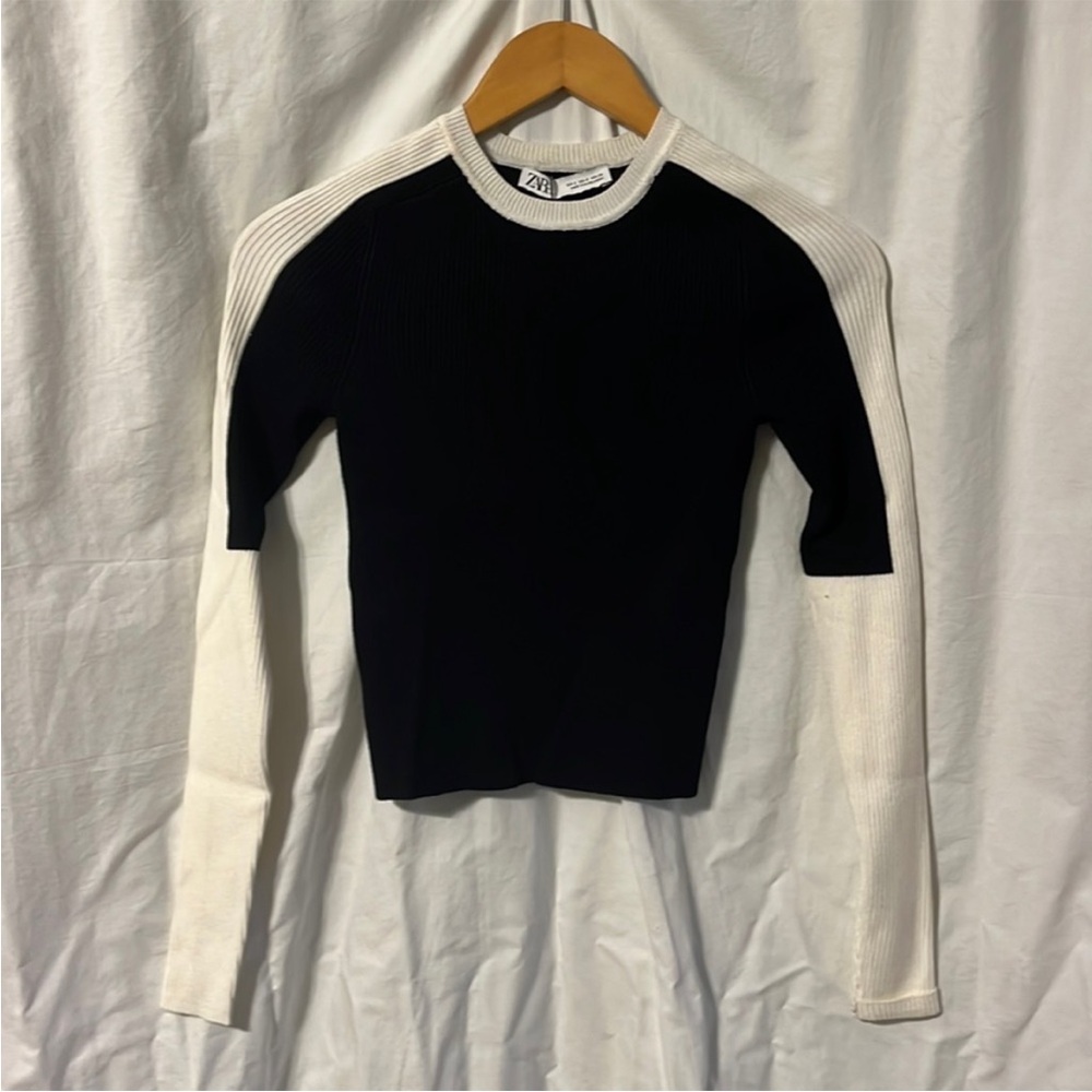 Zara size small long sleeve top